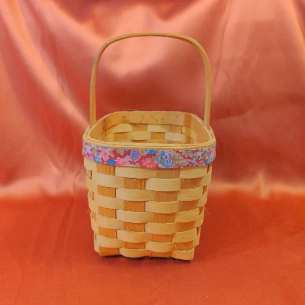 Vintage Woven Wood Splint Basket with Floral Fabric Trim and Fixed Handle
